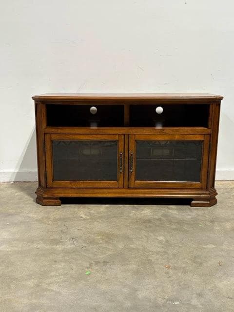 Legends Furniture Console With 2 Doors And Optional Sound Bar Cover - Thumbnail 3