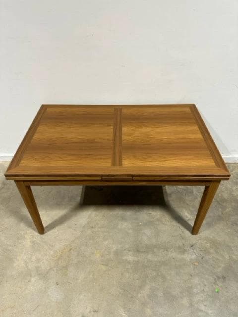 Light Wood Grain Extension Dining Table - Image 1