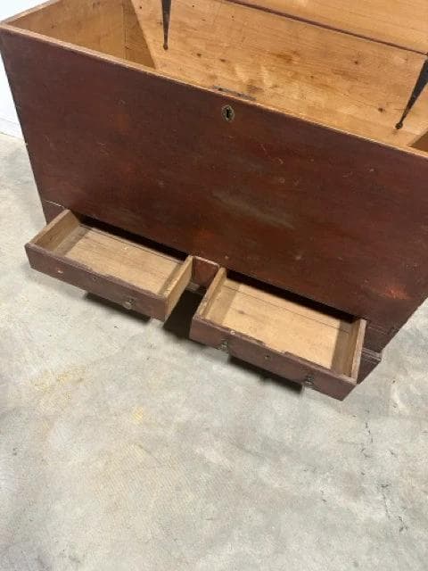 Distressed Wooden Trunk with 2 Drawers - Thumbnail 6