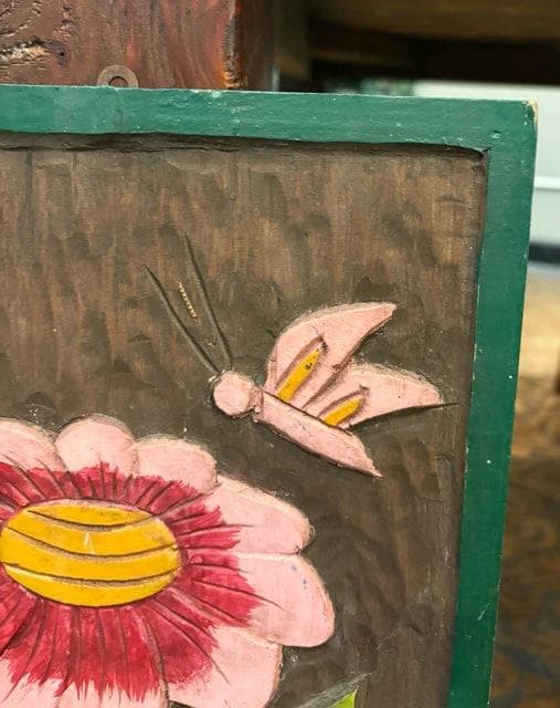 Original Carved And Painted Flower Wall Decor - Thumbnail 2