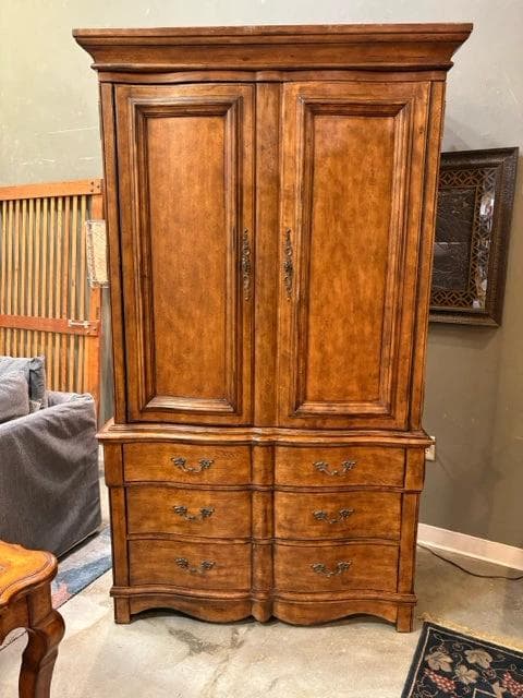 Ashley Glen Abbey Media Armoire with 2 Door & 6 Drawers - Image 1