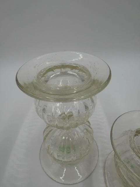 Set Of 2 Glass Pillar Candleholders - Thumbnail 2