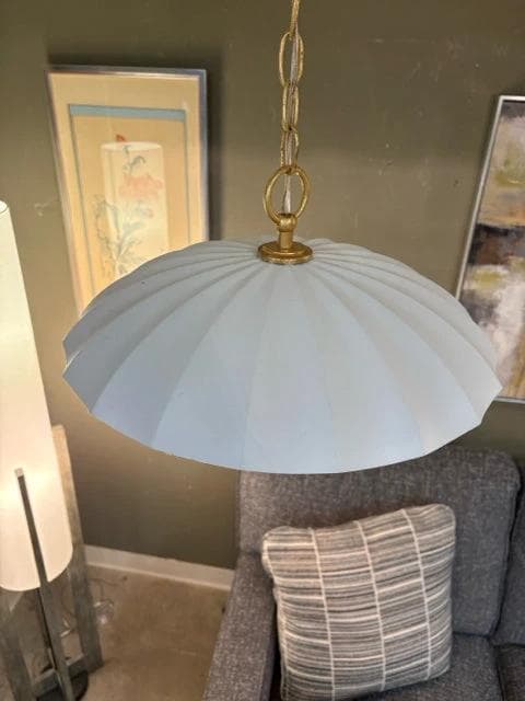 Maxim Primrose 1-Light Pendant with White Matte & Gold Leaf Finish - Thumbnail 5