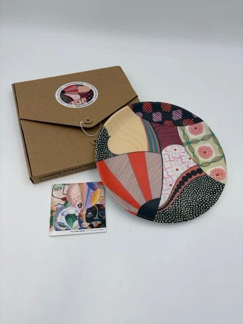 Sarah Papworth Artist Series 180 Degrees Melamine Kitigawa Utamaro Plate - Image 1