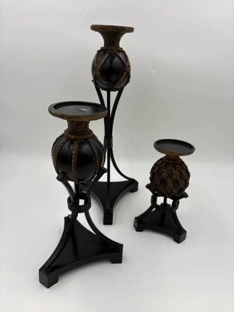 Set Of 3 Decorative Candleholders - Image 1