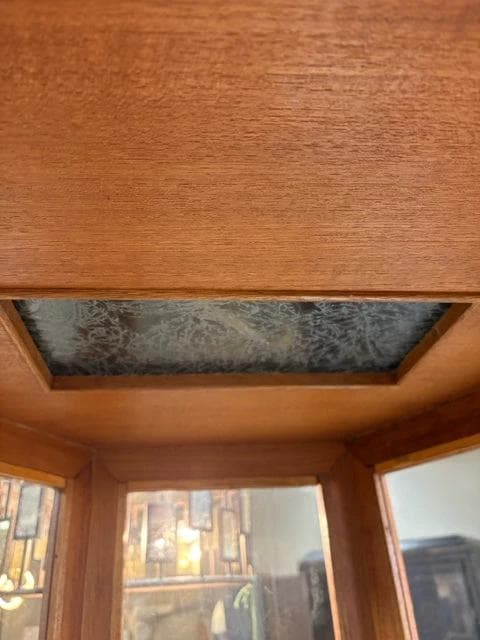 Vintage 3 Piece Octagonal Teakwood Lighted Curio Cabinet With 5 Glass Shelves - Thumbnail 5