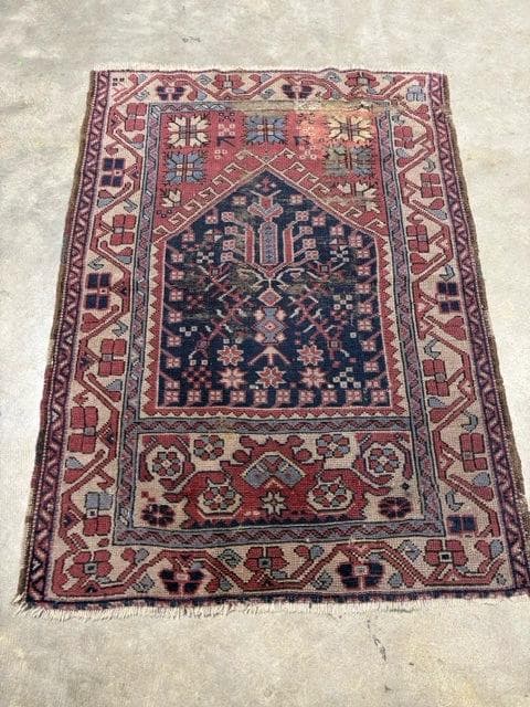 Caucasian Style Hand Knotted Navy And Red Prayer Rug With Arch Design - Image 1