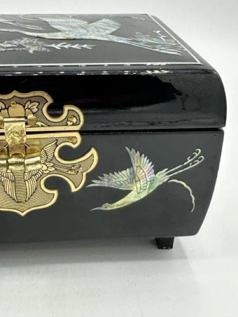 Vintage Chinese Musical Jewelry Box With Abalone Inlay - Thumbnail 4