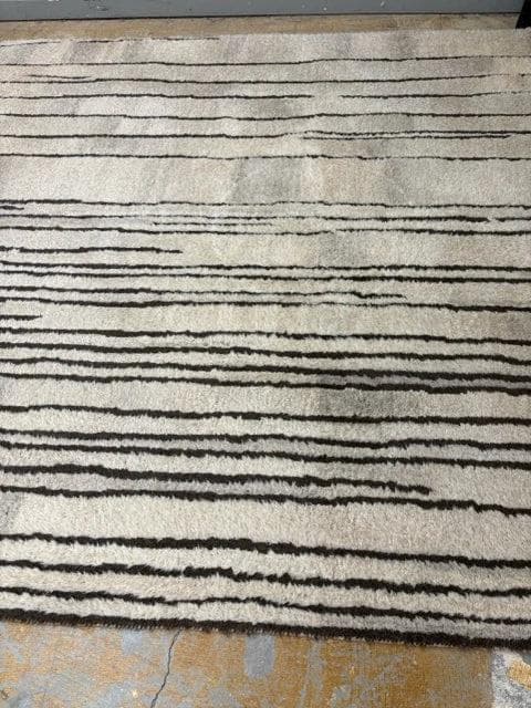 8'X10' Uttermost Cream & Brown Rug - Thumbnail 2