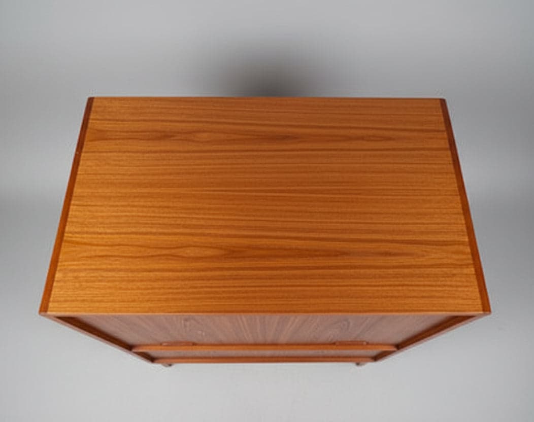 Mid Century Modern Teak Cabinet/TV Cabinet/Dry Bar DH250-1 - Thumbnail 4