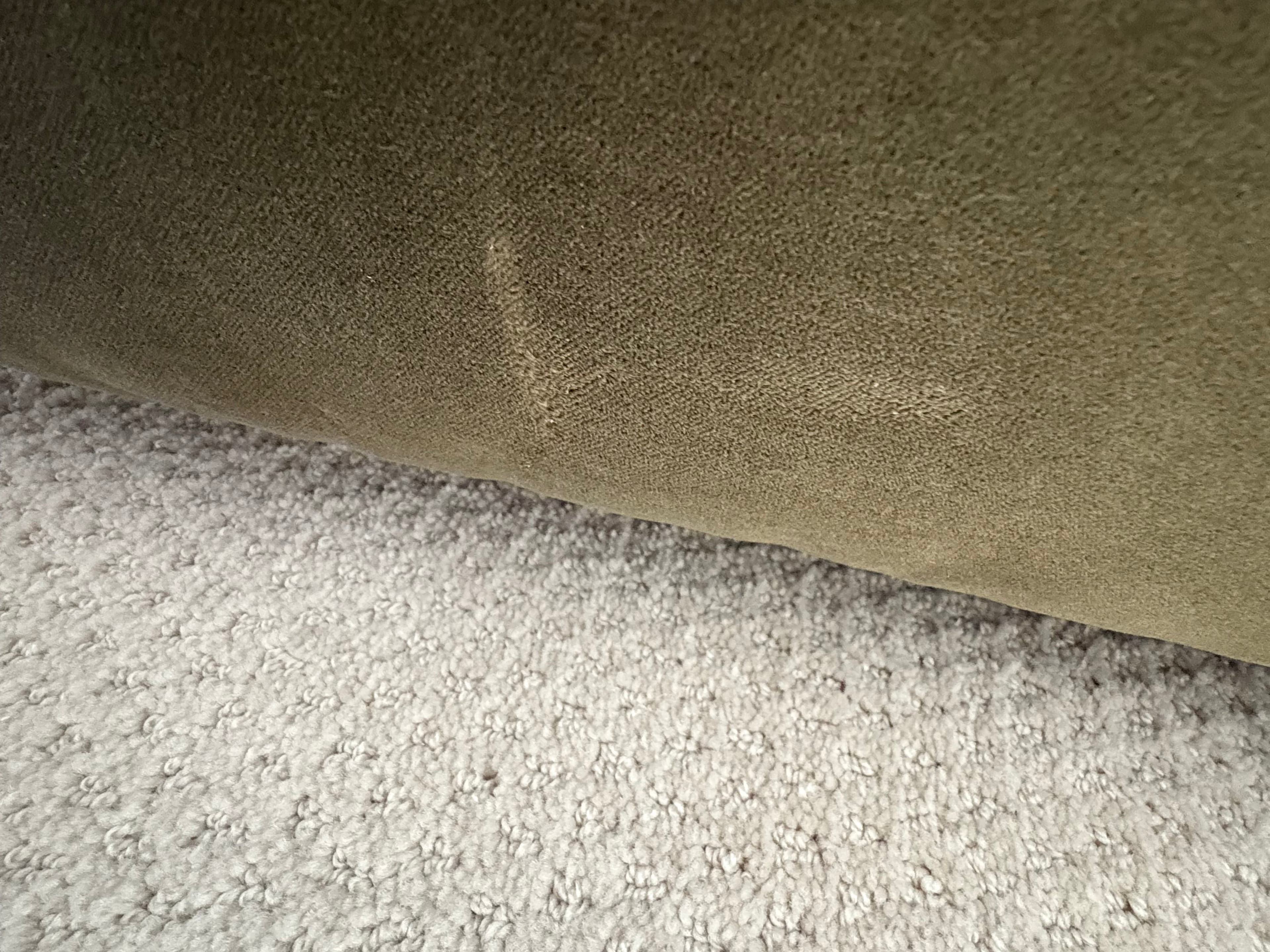 Lulu & Georgia Neve Queen Platform Bed /Balsam Green Classic Velvet FFE-1342 - Thumbnail 5