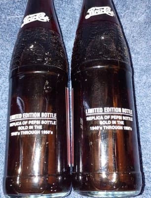 Pepsi Replica Bottles Limited Edition 12 fl. oz 1940s-1950s w/ Original Caps Se… - Thumbnail 2