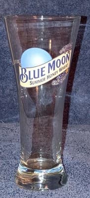 Blue Moon Summer Honey Wheat Pilsner Beer Glass Breweriana Collectible - Image 1