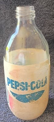 Pepsi Vintage Glass Bottle Catch That Pepsi Spirit. Foam label fatty bottle. - Thumbnail 2