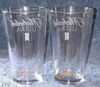 Michelob Ultra Beer Glasses Set of 2 Breweriana Collectible US Drinkware - Thumbnail 2