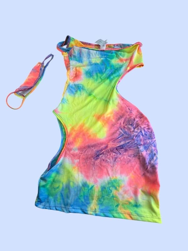 Belita Collection S Shoulder Cut-Out Tie Dye Mini Dress with Matching Face Mask - Thumbnail 2