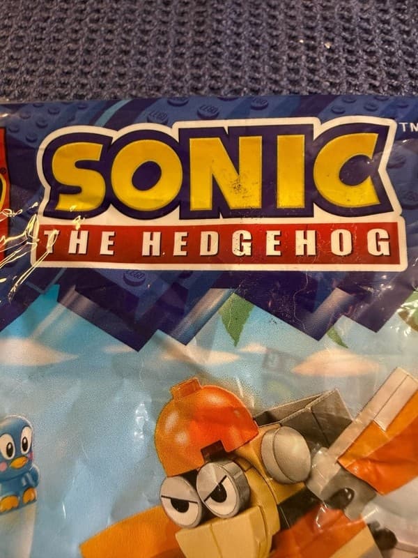 LEGO Sonic the Hedgehog Kiki's Coconut Attack 30676 Polybag - Thumbnail 2