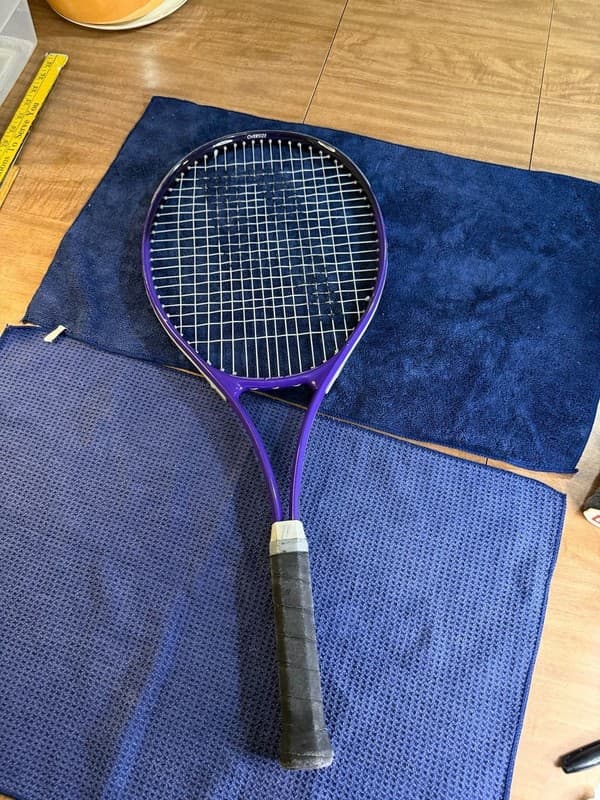 Tennis Racquet Set: Wilson Titanium Matchpoint & Prince Accuracy Oversize lot 2 - Thumbnail 10