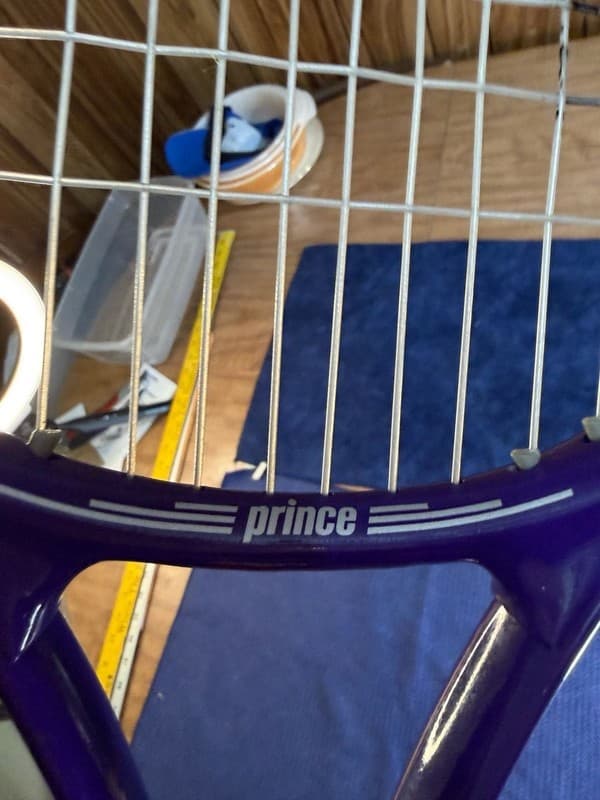 Tennis Racquet Set: Wilson Titanium Matchpoint & Prince Accuracy Oversize lot 2 - Thumbnail 11