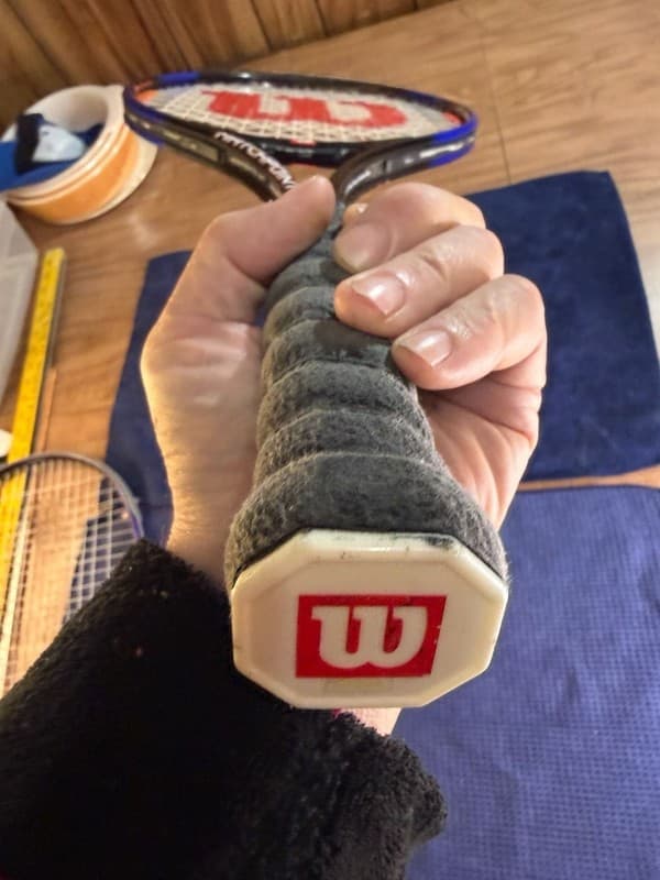 Tennis Racquet Set: Wilson Titanium Matchpoint & Prince Accuracy Oversize lot 2 - Thumbnail 5