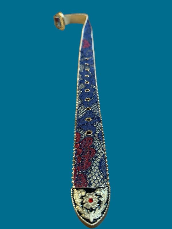 Western Style Floral Lace Beaded Edge Belt with Rhinestone Buckle 30” - Thumbnail 5