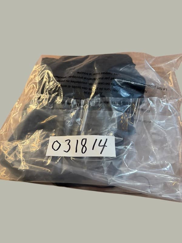 New W/out tags Elodie Black Velvet Off-The-Shoulder Twisted Long Sleeve Top S - Thumbnail 7