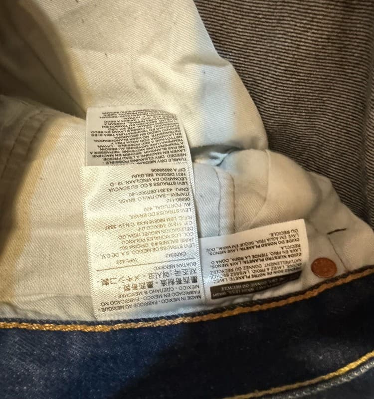 Levi’s 501 Indigo Button Fly Jeans Men’s 48x32 Like unused - Thumbnail 10