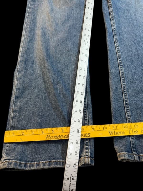 Levis 550 Relaxed Fit Jeans Mens 38x34 Medium Wash Vintage Distressed Frayed - Thumbnail 8