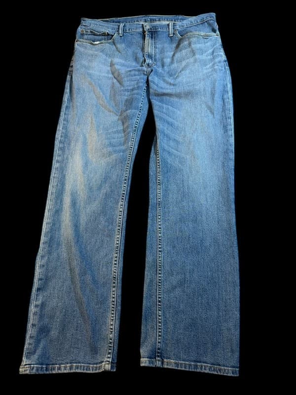 Levis 550 Relaxed Fit Jeans Mens 38x34 Medium Wash Vintage Distressed Frayed - Image 1