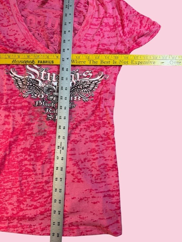 Sturgis 2018 Black Hills Rally SD Pink Burnout V-Neck T-Shirt - Thumbnail 7