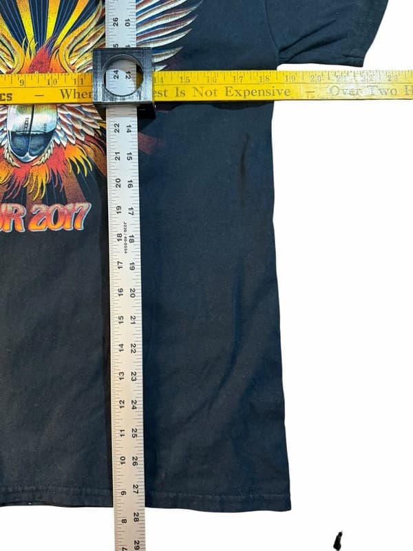 Journey 2017 Concert Tour Graphic Band T-Shirt Size Medium - Thumbnail 4