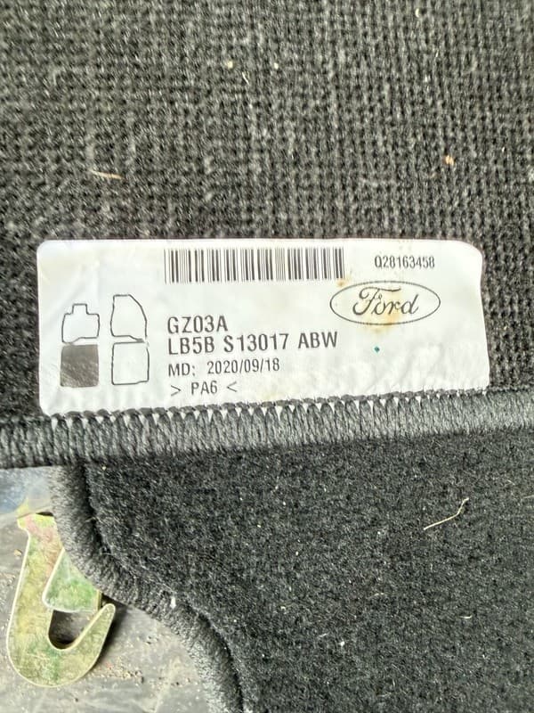 OEM Ford Explorer 2020-2023 Carpet Floor Mats Set - Black - Genuine GZ03A - Thumbnail 6