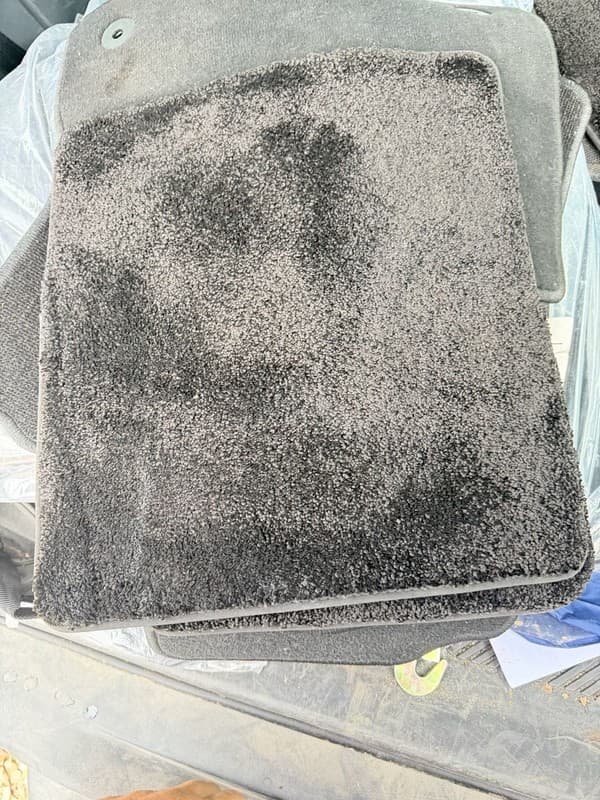 OEM 2021-2023 Ford Bronco Carpet Floor Mats Set 4pc Black U725 LHD - Thumbnail 5