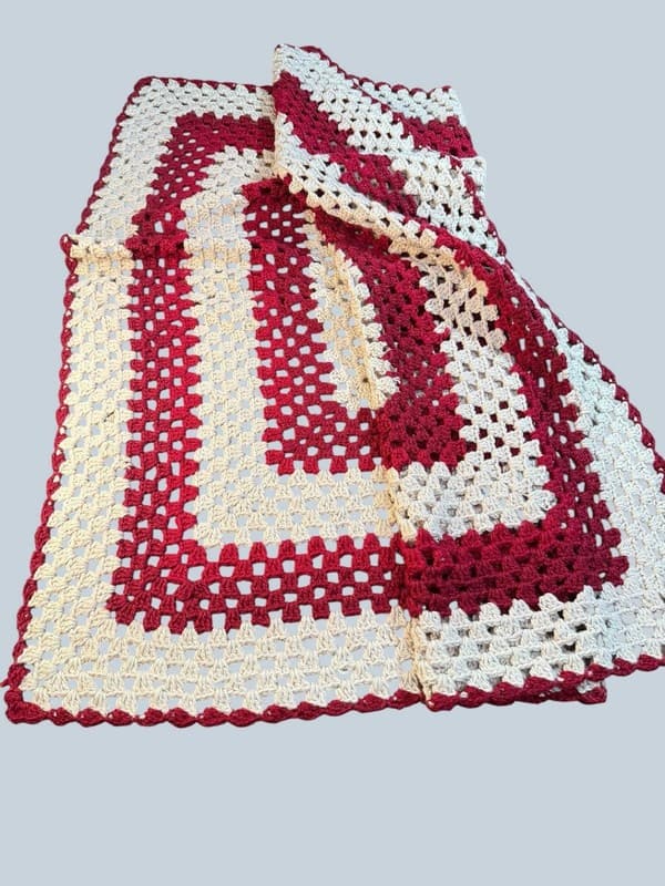 Vintage Maroon and Cream Granny Square Crochet Afghan Throw Blanket - Thumbnail 3