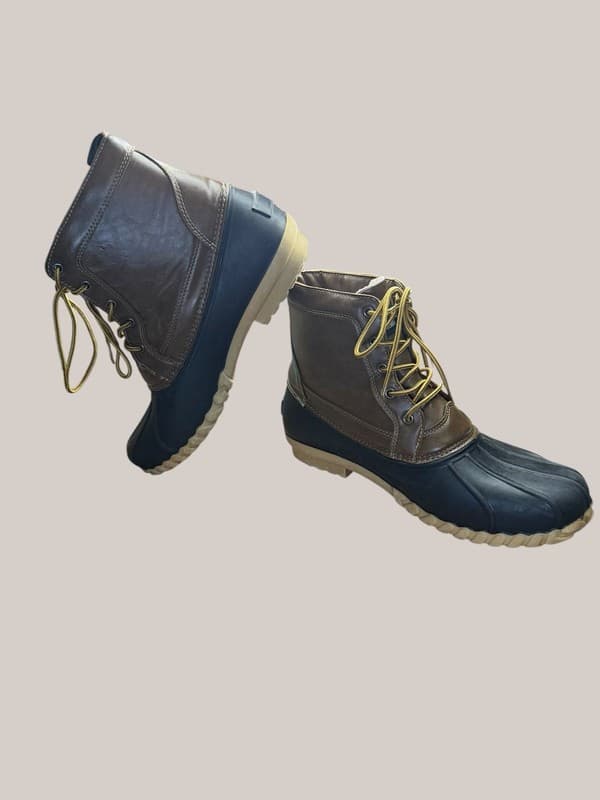 Itasca Men's Size 12 Lace Up Duck Boots Brown and Black Waterproof - Image 1