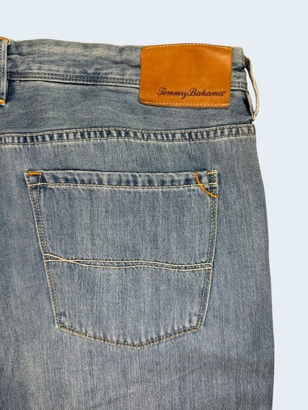 Tommy Bahama Men's Light Wash Relaxed Straight Fit Jeans Size 40 - Thumbnail 5