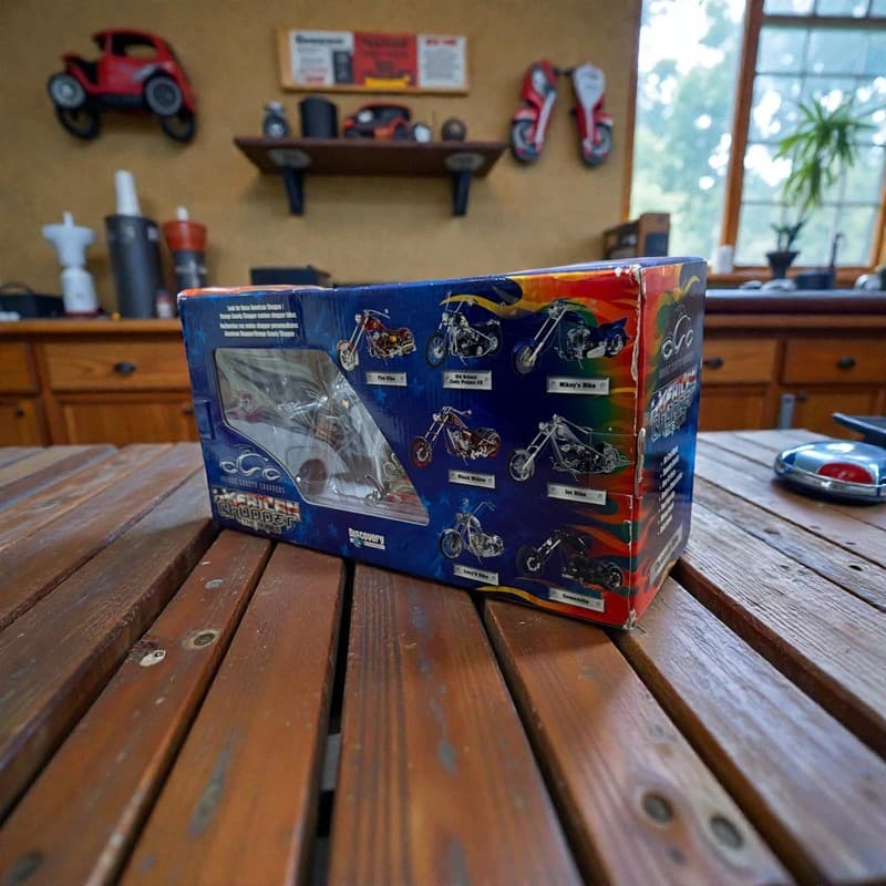 American Chopper OCC Christmas Bike Diecast Y2K Discovery Channel - Thumbnail 2