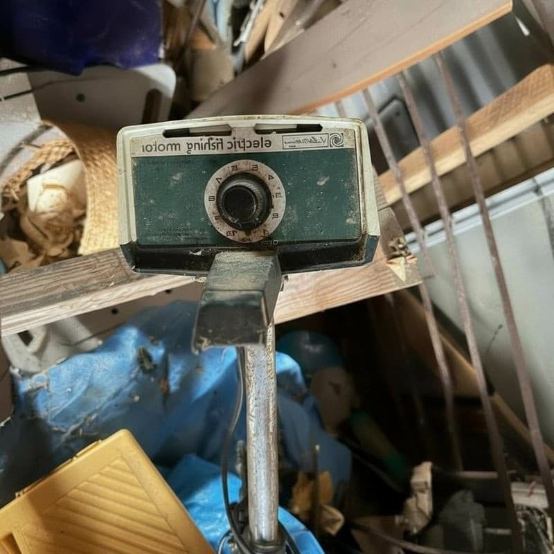 Vintage Trolling Motor - Thumbnail 2