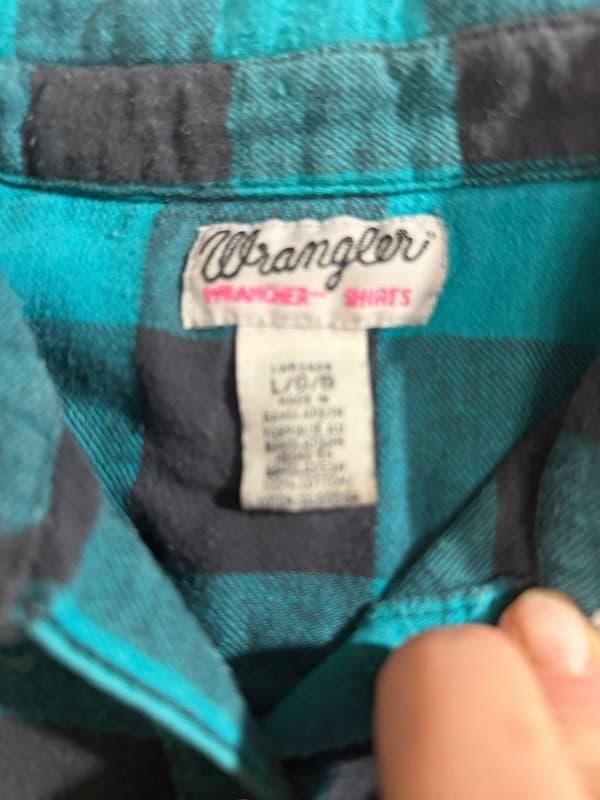 Wrangler Women’s Large Teal Black Plaid Western Pearl Snap Flannel Shirt - Thumbnail 3