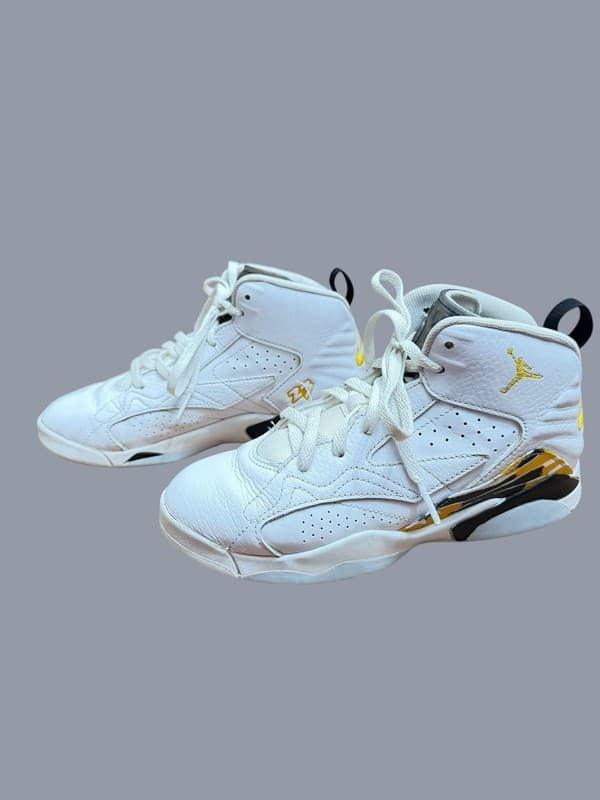 Nike Air Jordan Jumpman MVP White Yellow Ochre PS DZ5578-107 Size 3Y - Thumbnail 3