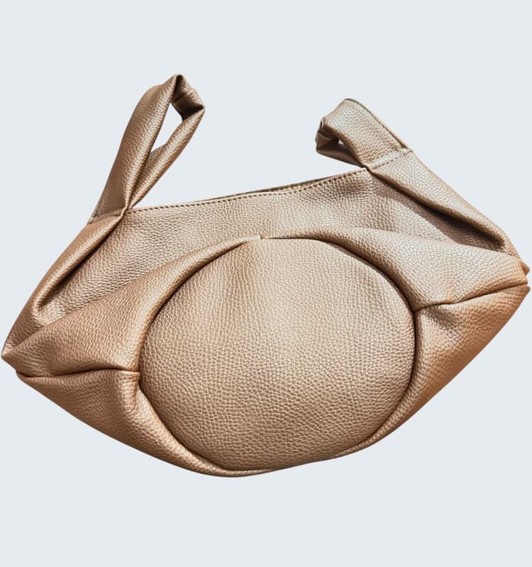 The Drop Avalon Small Tote Bag in Chocolate Brown Pebble Grain Leather - Thumbnail 2