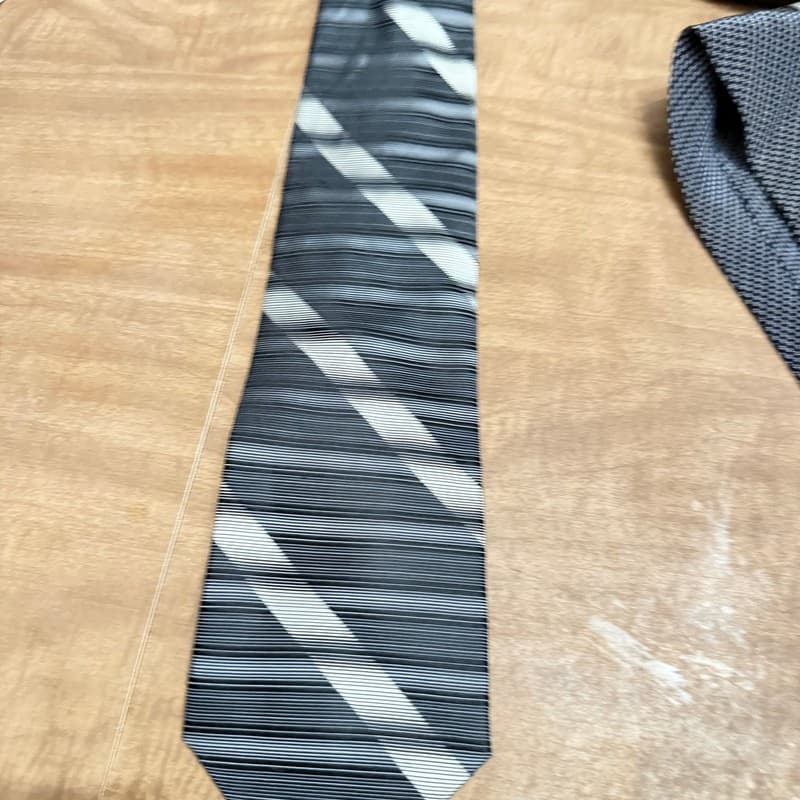 Men’s Silk Necktie Lot of 5 – Designer & Brand Names – Dress / Office - Thumbnail 13