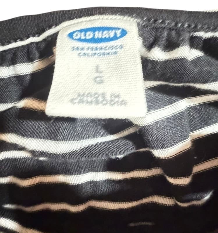 Old Navy Women’s Large Black White Striped Cold Shoulder Long Sleeve Top - Thumbnail 3
