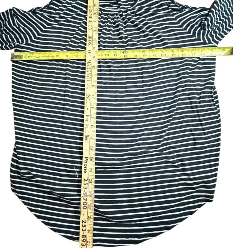 Old Navy Women’s Large Black White Striped Cold Shoulder Long Sleeve Top - Thumbnail 4