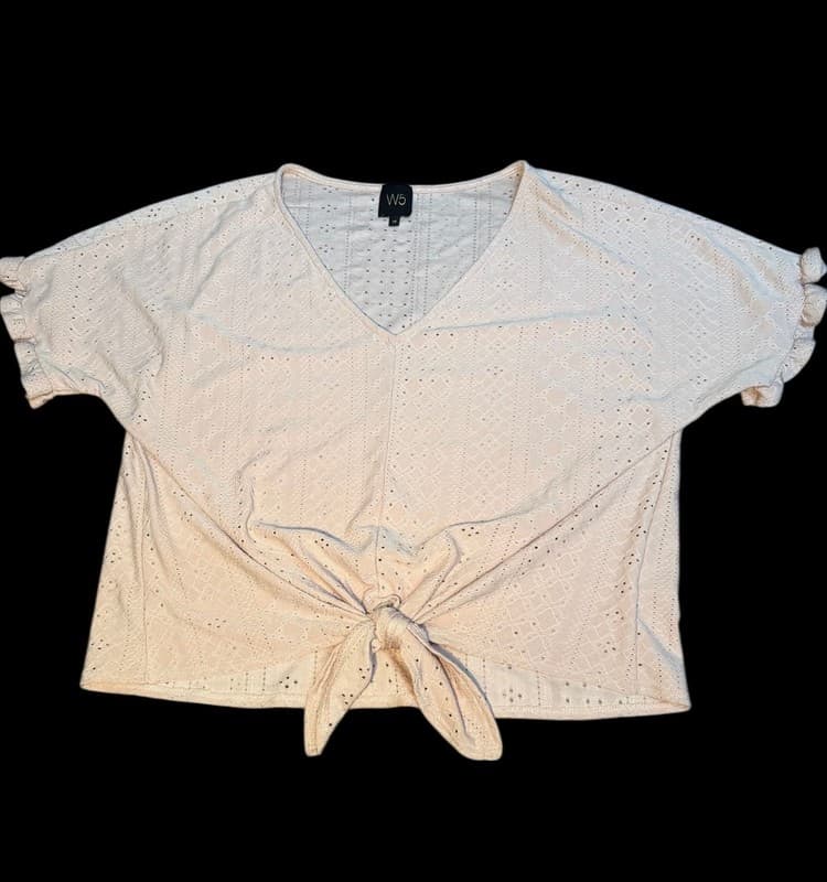 W5 Women’s Eyelet Lace Tie Front Crop Top V-Neck Cream Size M - Image 1