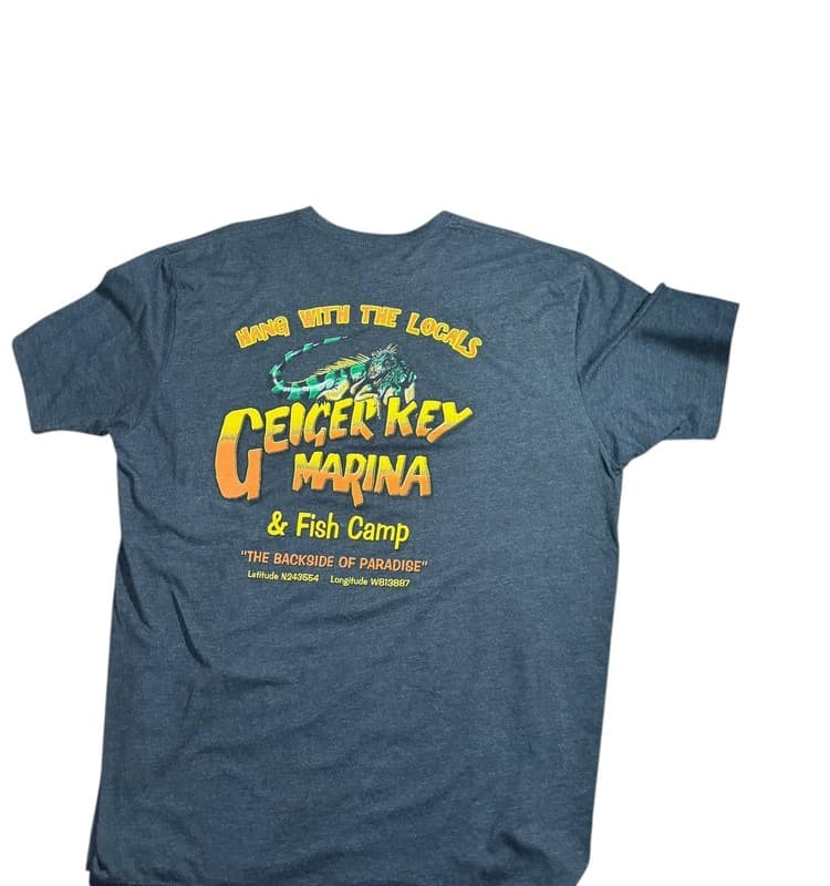 Geiger Key Marina Fish Camp T-Shirt Iguana Graphic Florida Keys Large - Thumbnail 2