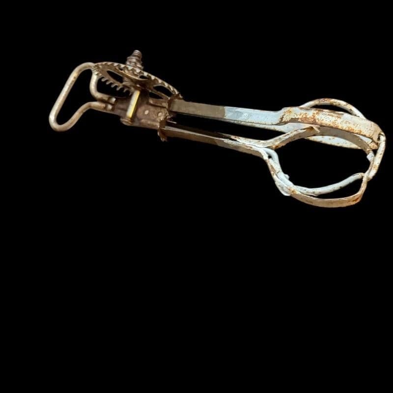 Vintage A&J / Ekco Hand Crank Egg Beater Mixer, Patented 1923 - Thumbnail 3