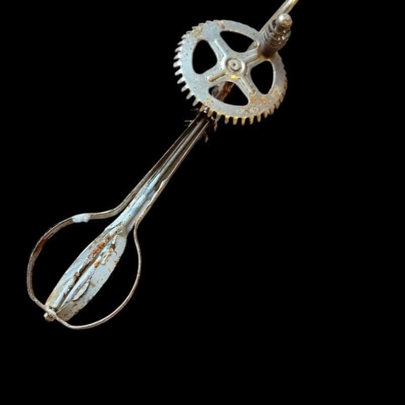 Vintage A&J / Ekco Hand Crank Egg Beater Mixer, Patented 1923 - Thumbnail 2