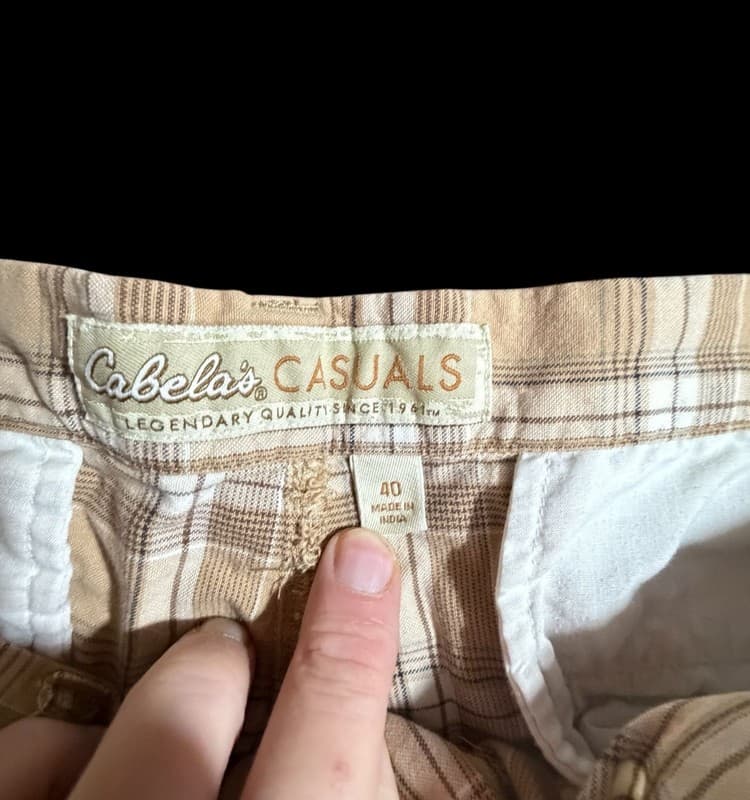 Cabela’s Casuals Men’s Cargo Shorts Plaid Tan Khaki Size 40 - Thumbnail 3