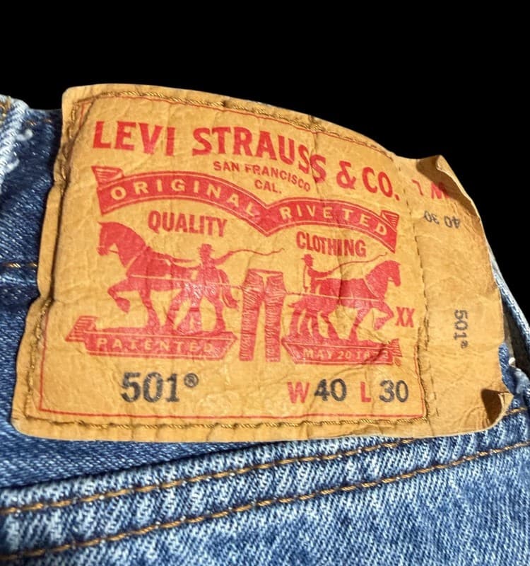 Levi’s 501 Original Fit Button Fly Blue Jeans Men’s W40 L30 - Thumbnail 5